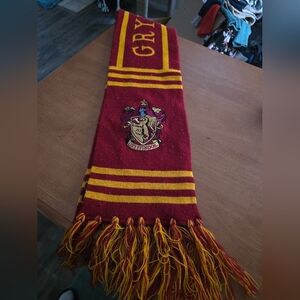Warner Bros. Gryffindor Scarf - Red and Gold From Wizarding World In Florida